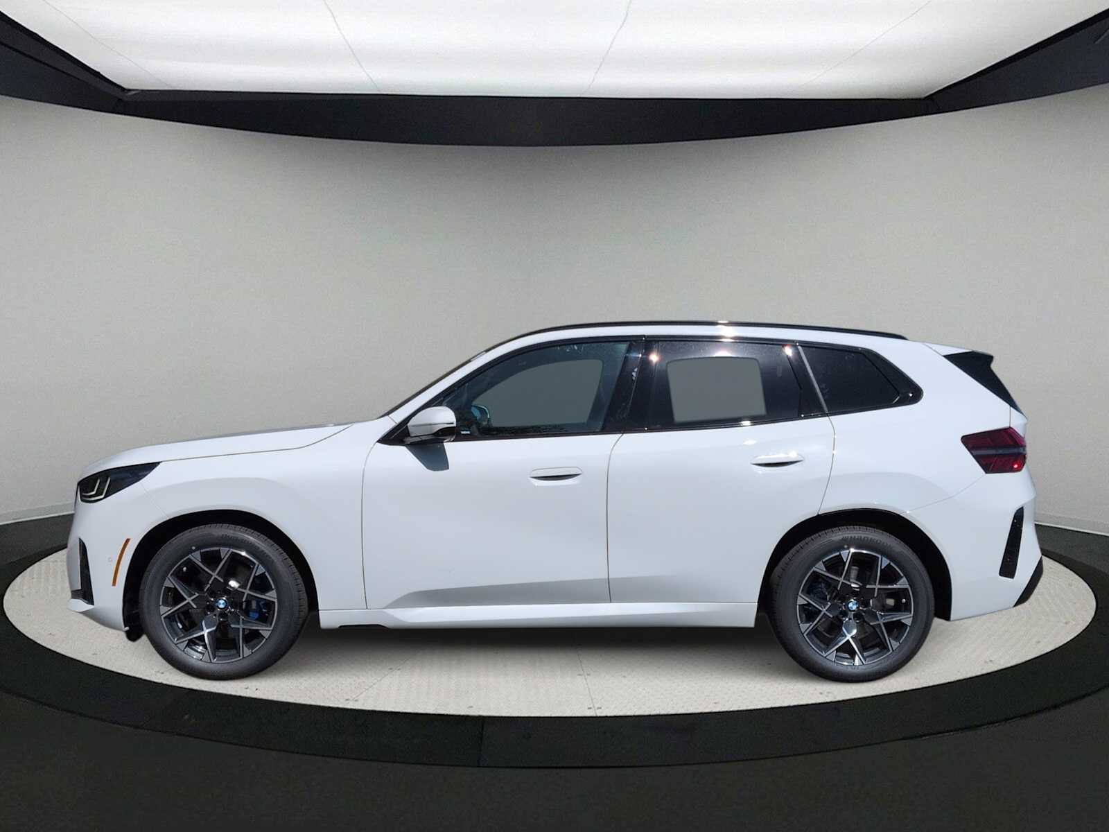 Thumbnail: 2026 BMW X3 - 5