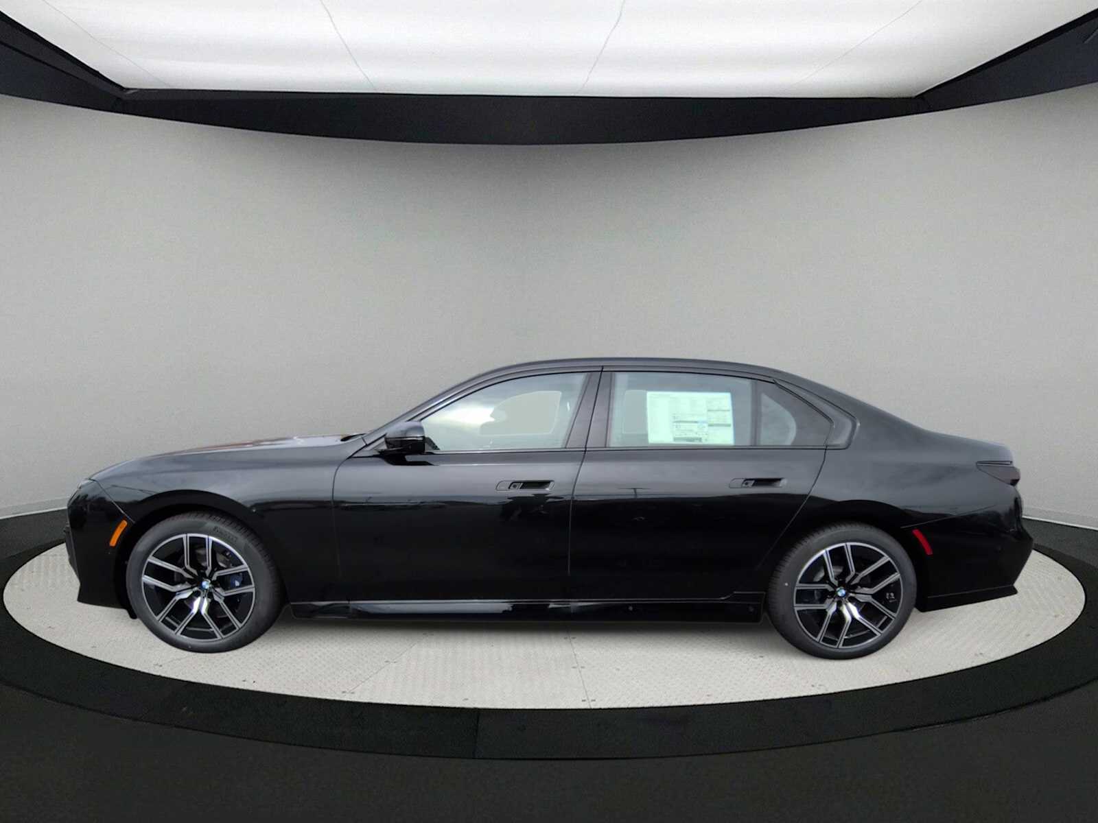 Thumbnail: 2026 BMW i7 - 5