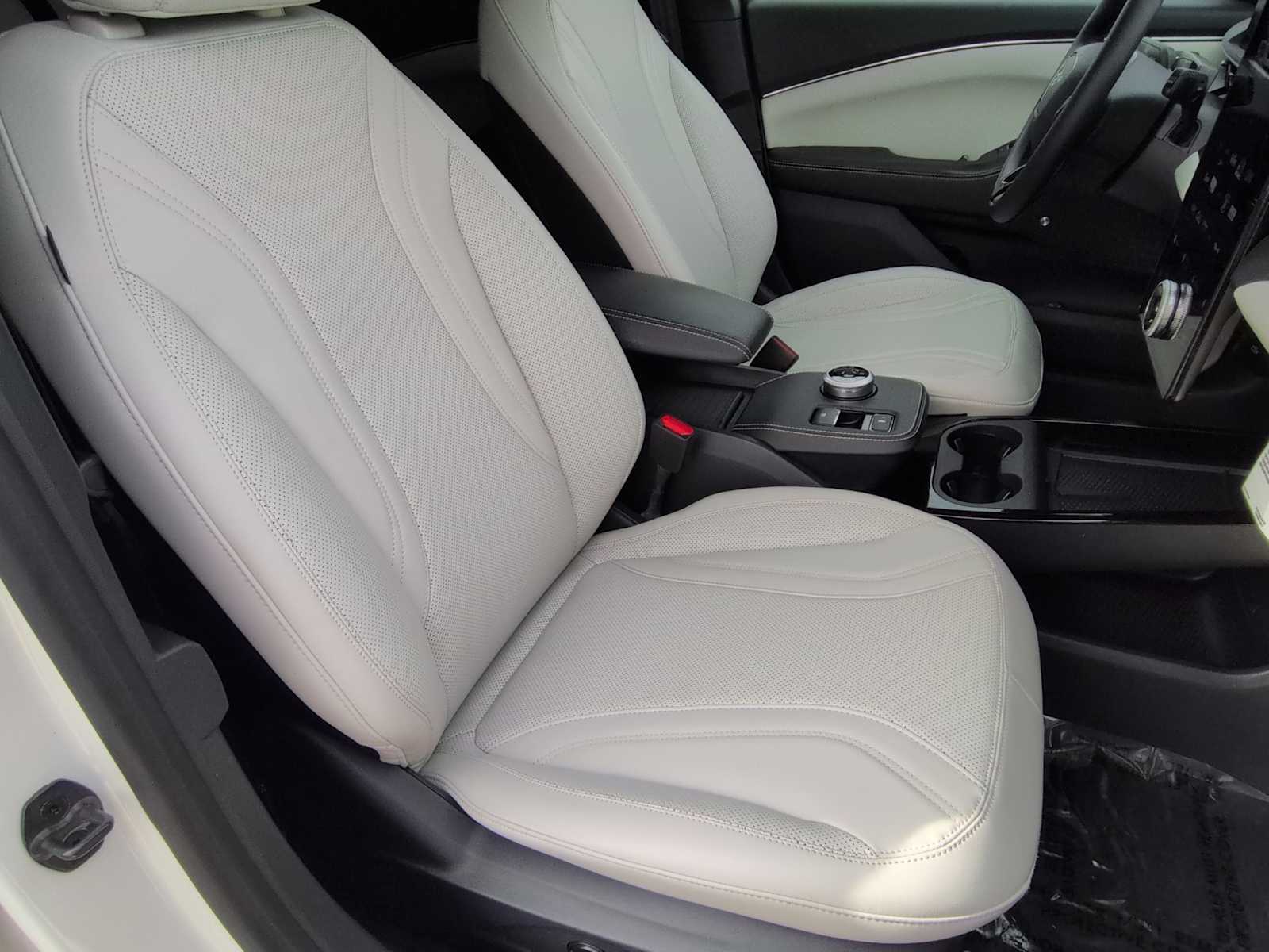 Thumbnail: 2024 Ford Mustang Mach-E - 21