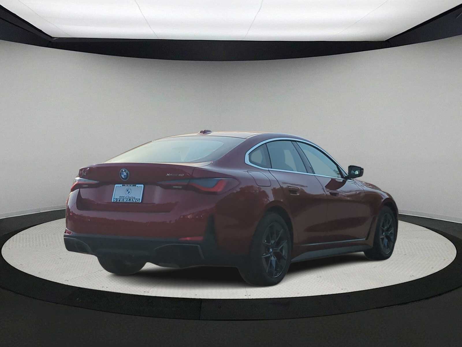 Thumbnail: 2025 BMW i4 - 8