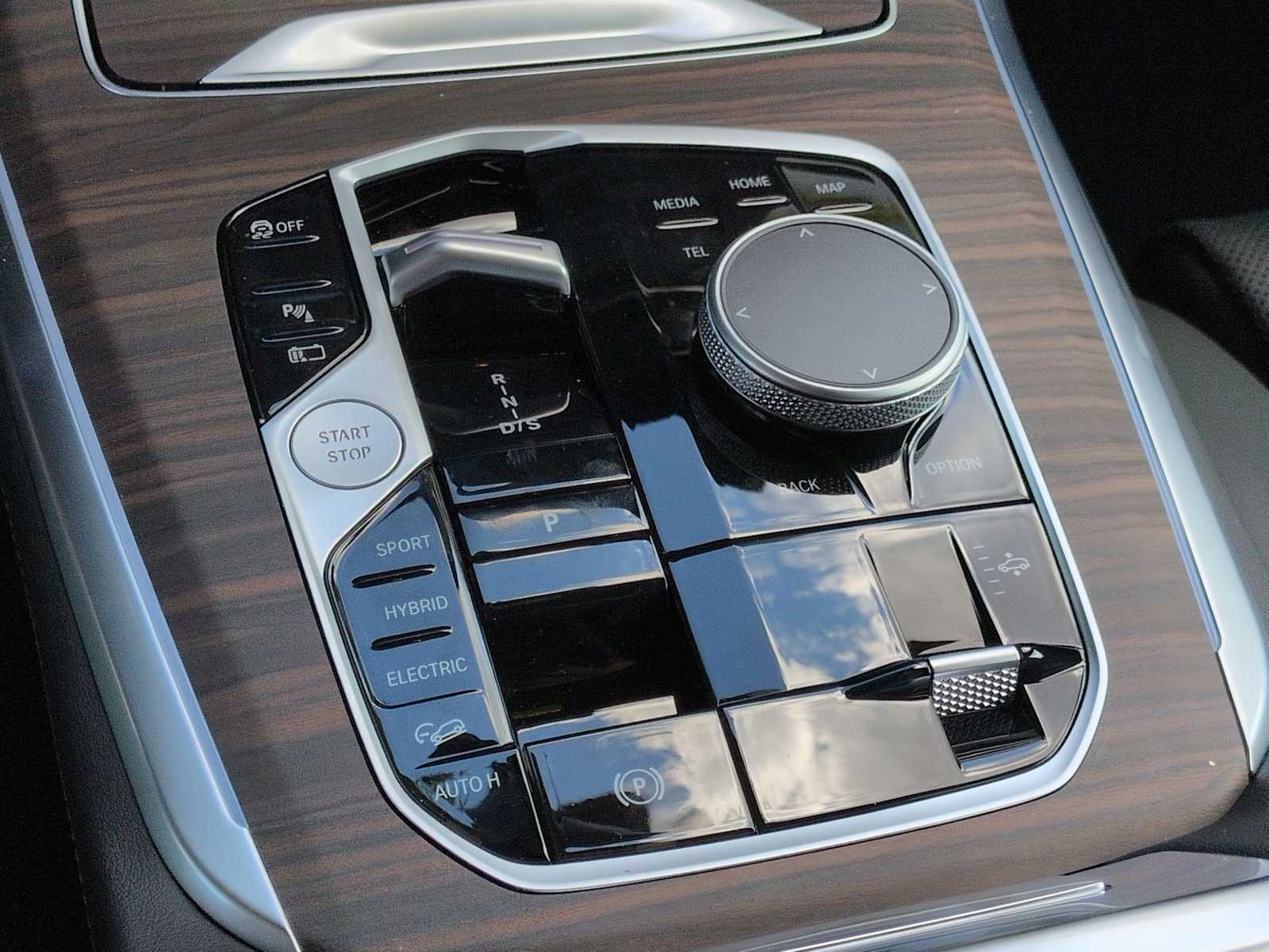 Thumbnail: 2026 BMW X5 - 35