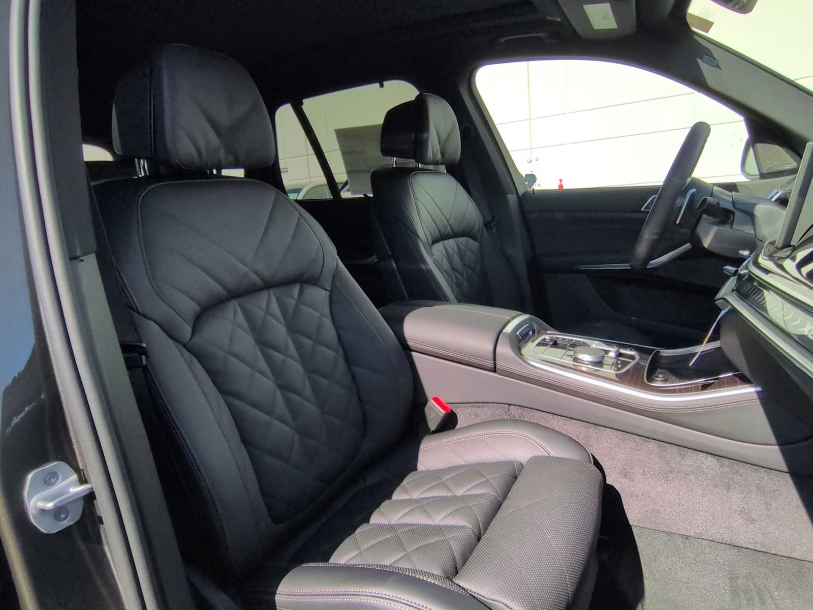 Thumbnail: 2026 BMW X5 - 24