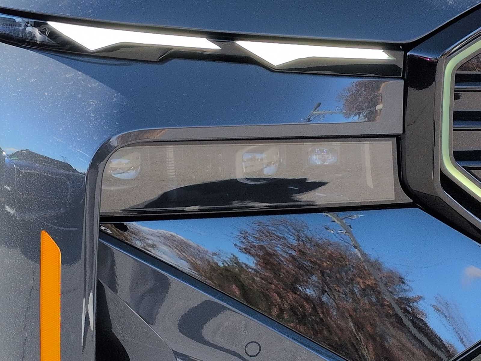 Thumbnail: 2026 BMW XM - 11