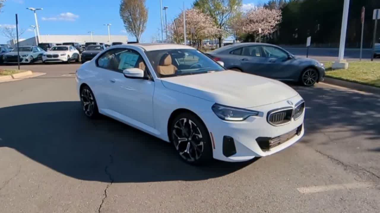 Thumbnail: 2025 BMW 2 Series - 4