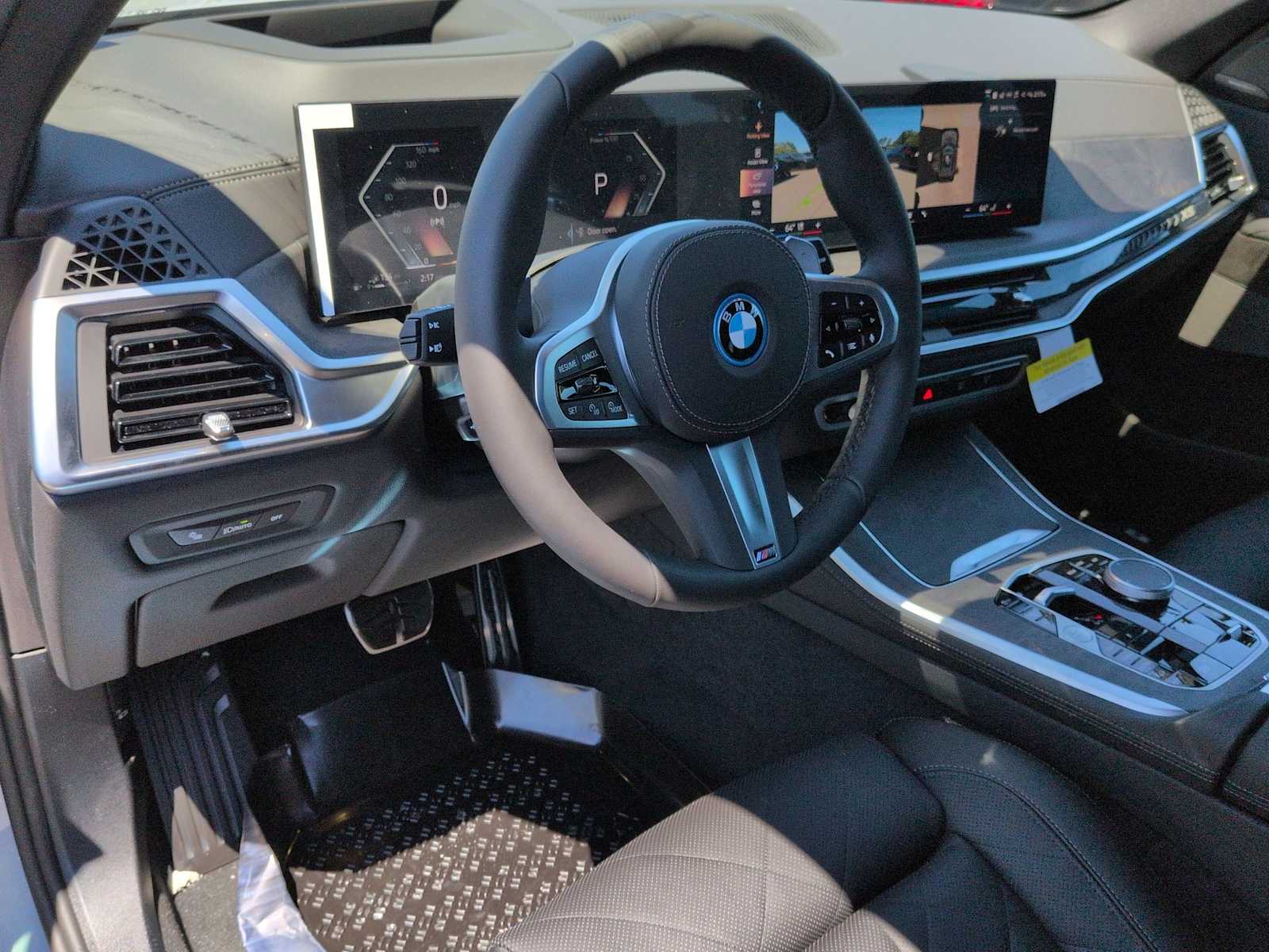 Thumbnail: 2026 BMW X5 - 10