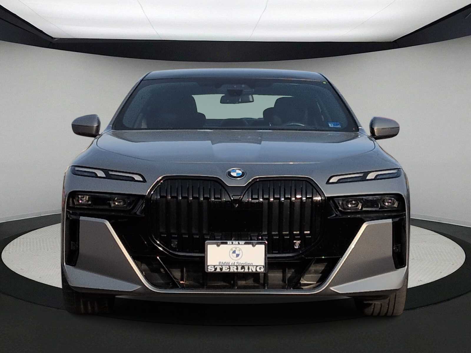 Thumbnail: 2023 BMW 7 Series - 3