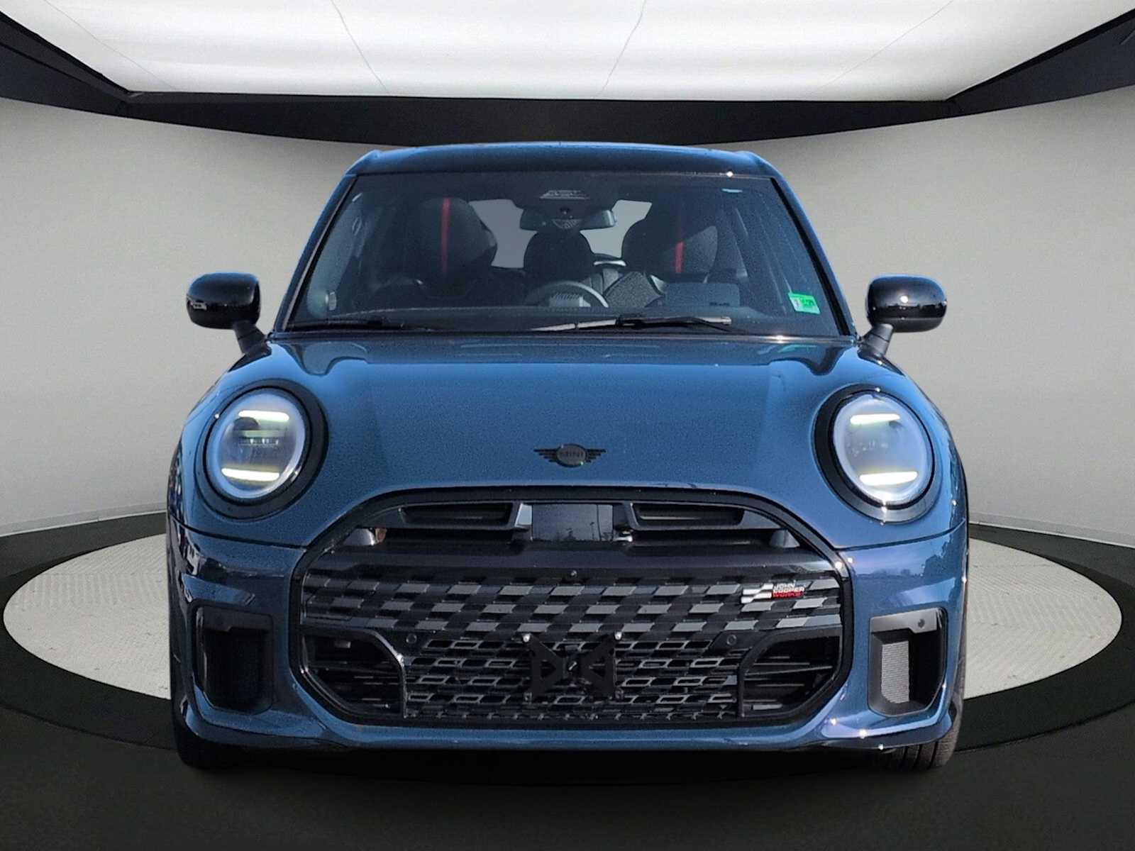 Thumbnail: 2025 MINI Cooper Hardtop - 3