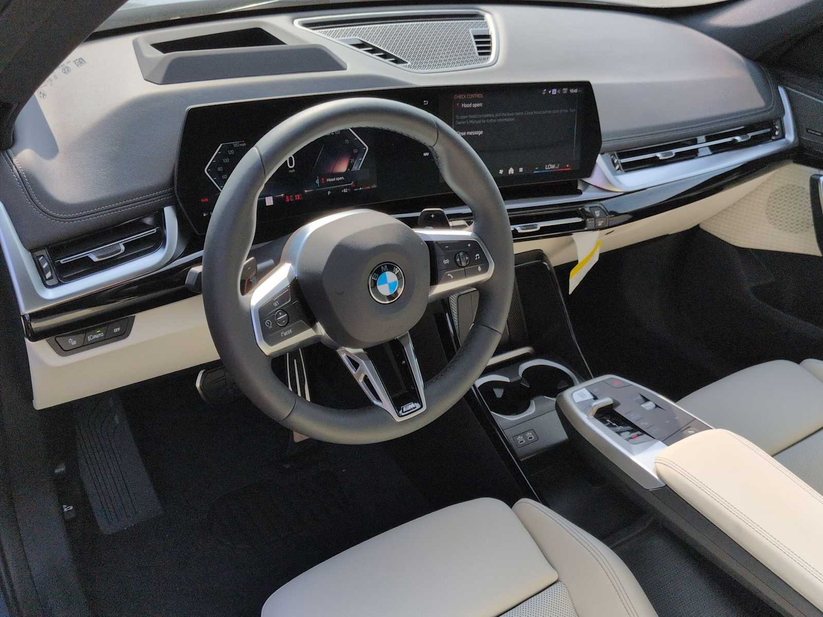 Thumbnail: 2026 BMW X1 - 10