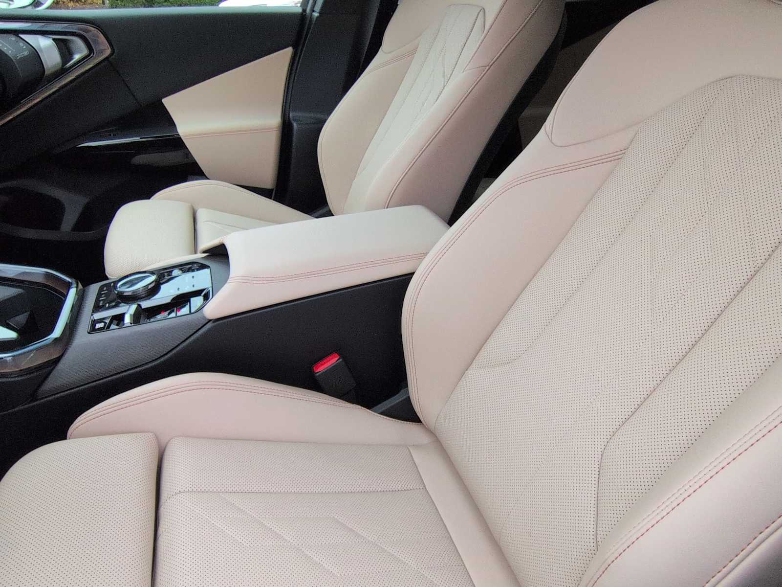 Thumbnail: 2026 BMW X3 - 16