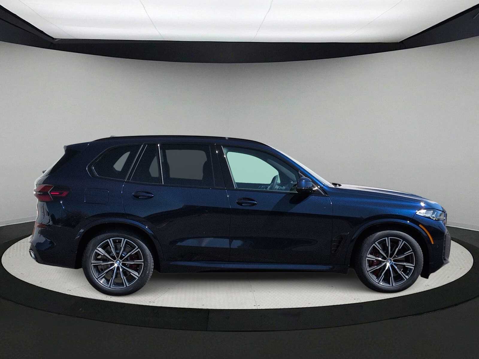 Thumbnail: 2026 BMW X5 - 9