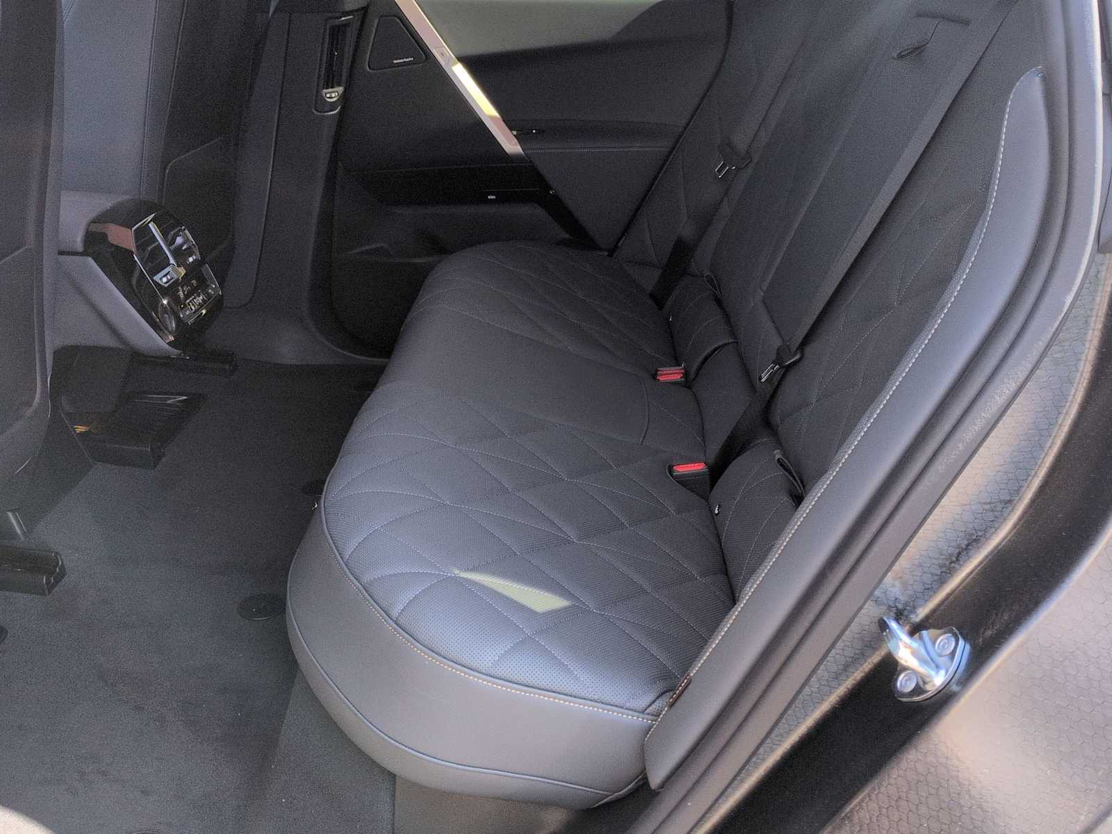 Thumbnail: 2026 BMW iX - 20