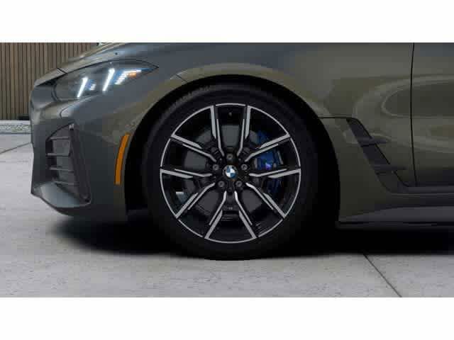 Thumbnail: 2026 BMW i4 - 7