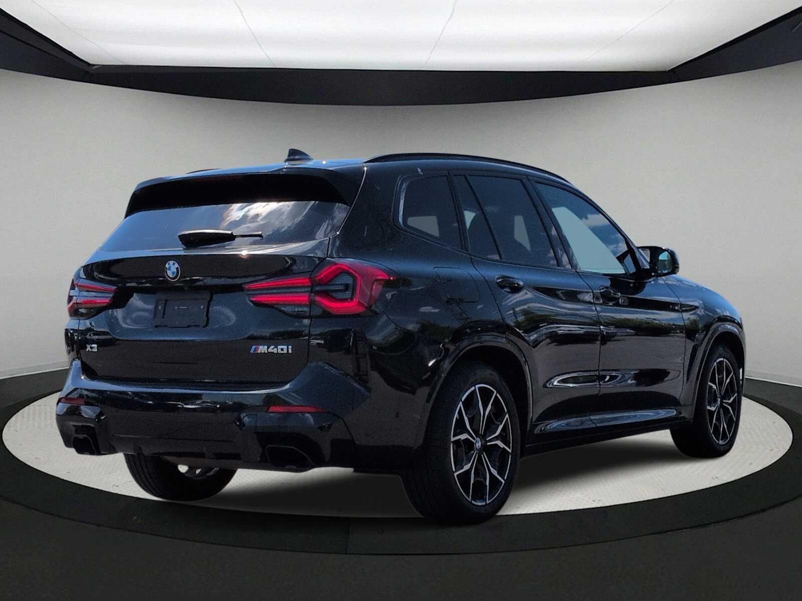 Thumbnail: 2024 BMW X3 - 8