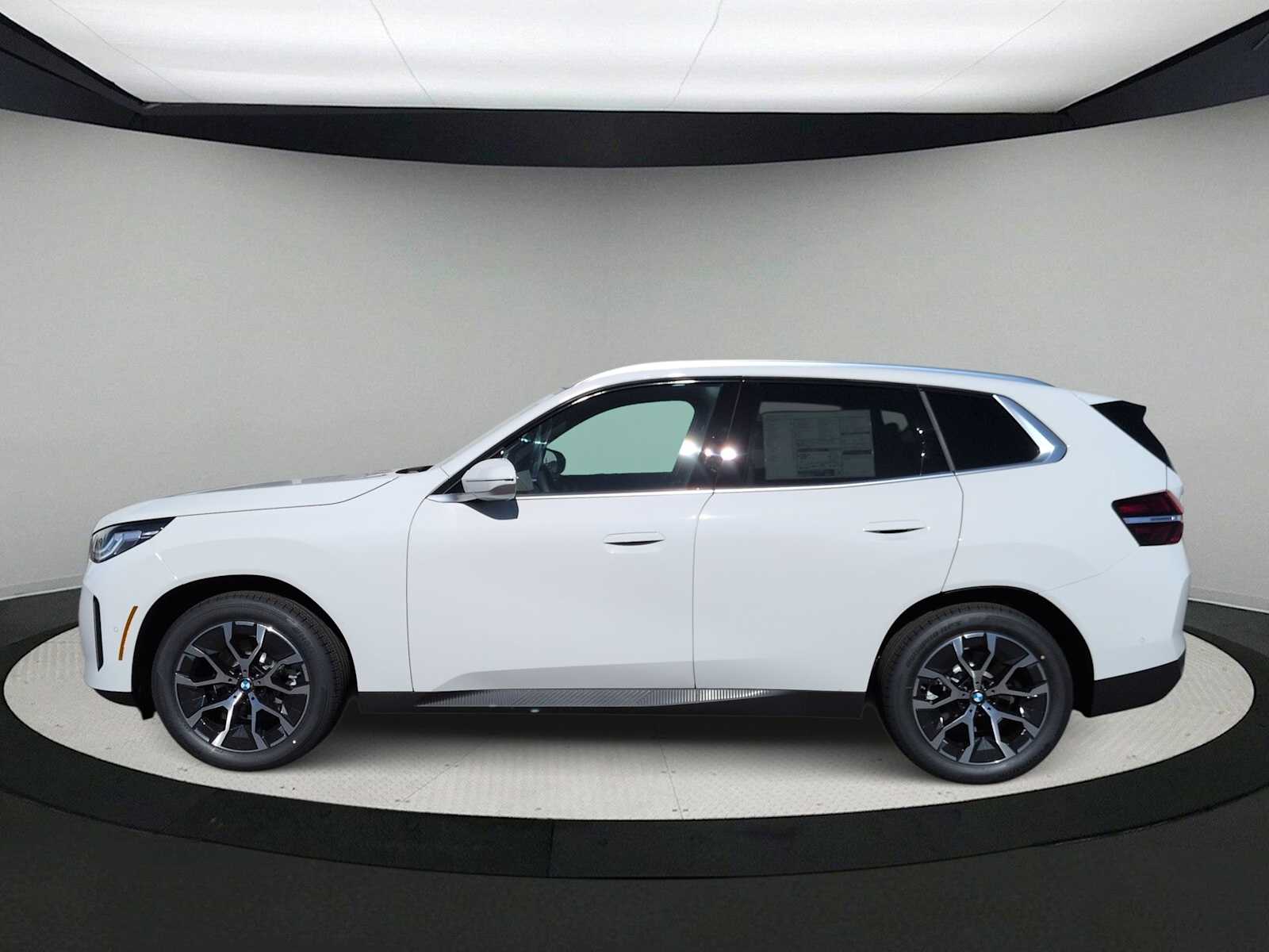 Thumbnail: 2026 BMW X3 - 5