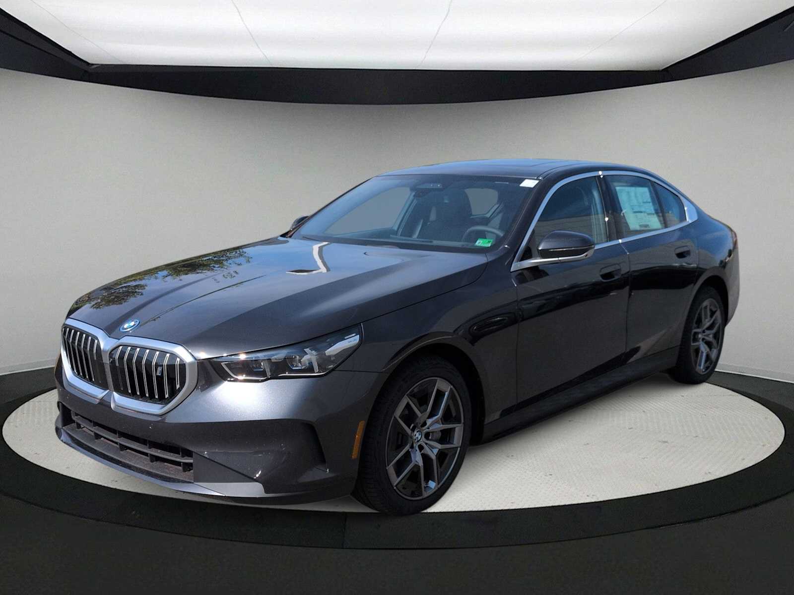 Thumbnail: 2026 BMW i5 - 4