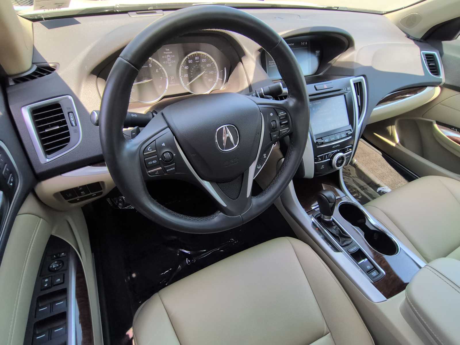 Thumbnail: 2019 Acura TLX - 9