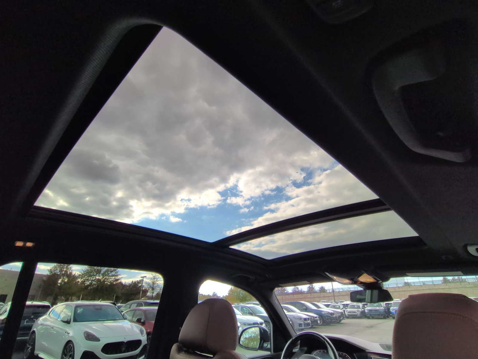 Thumbnail: 2023 BMW X5 - 23