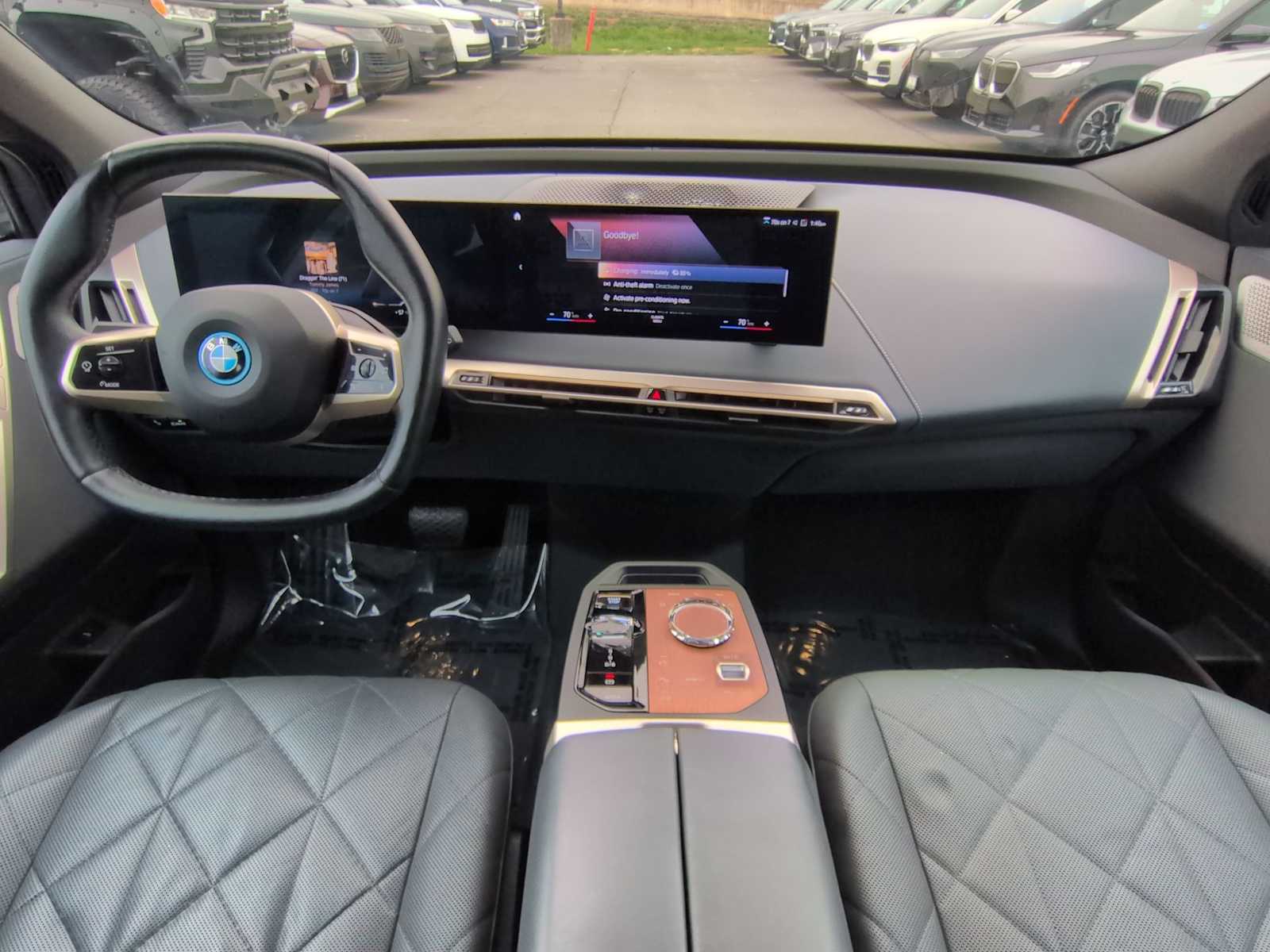 Thumbnail: 2023 BMW iX - 15