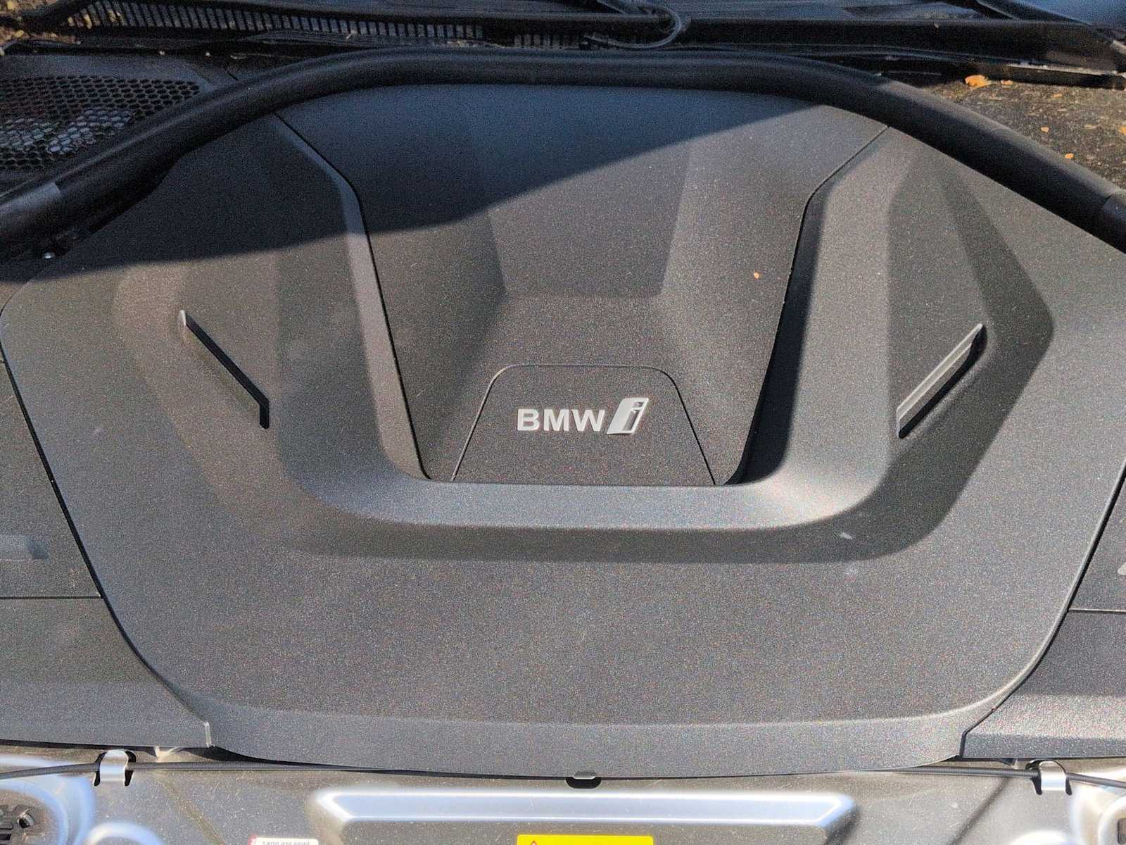 Thumbnail: 2026 BMW i4 - 15