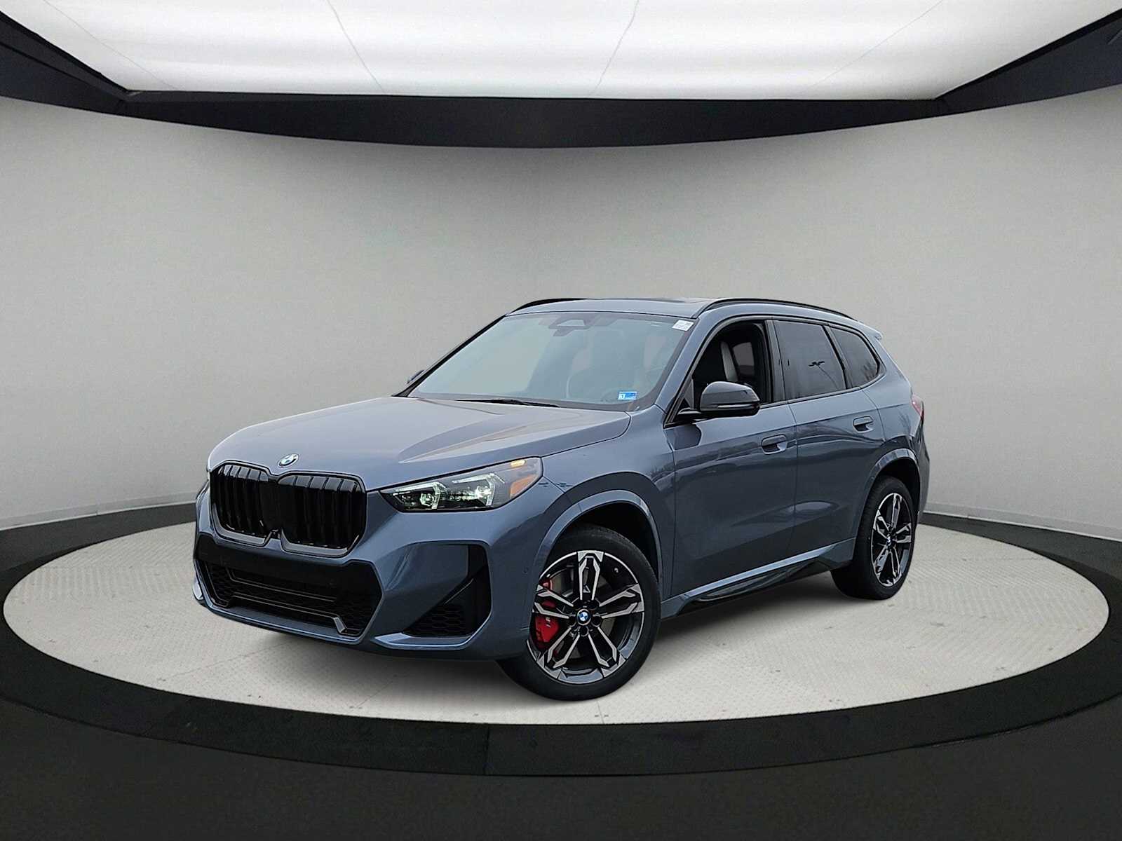 2026 BMW X1 28i's photo