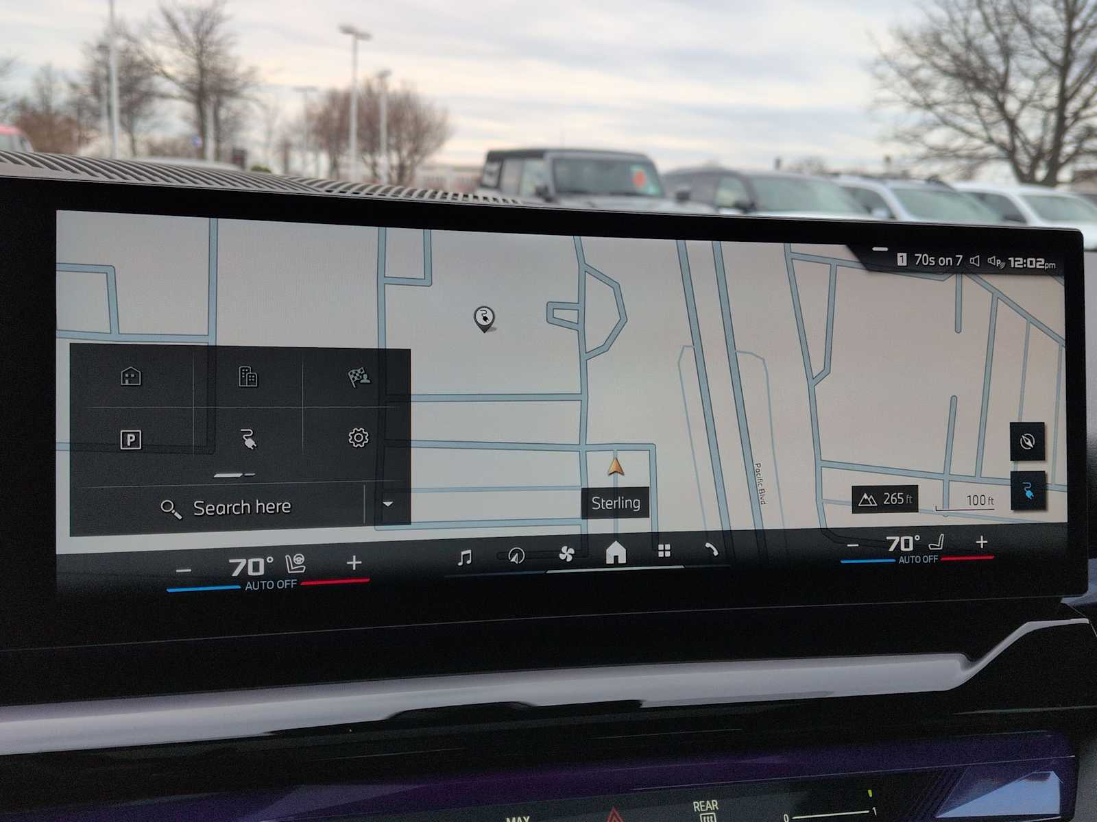 Thumbnail: 2025 BMW i5 - 30