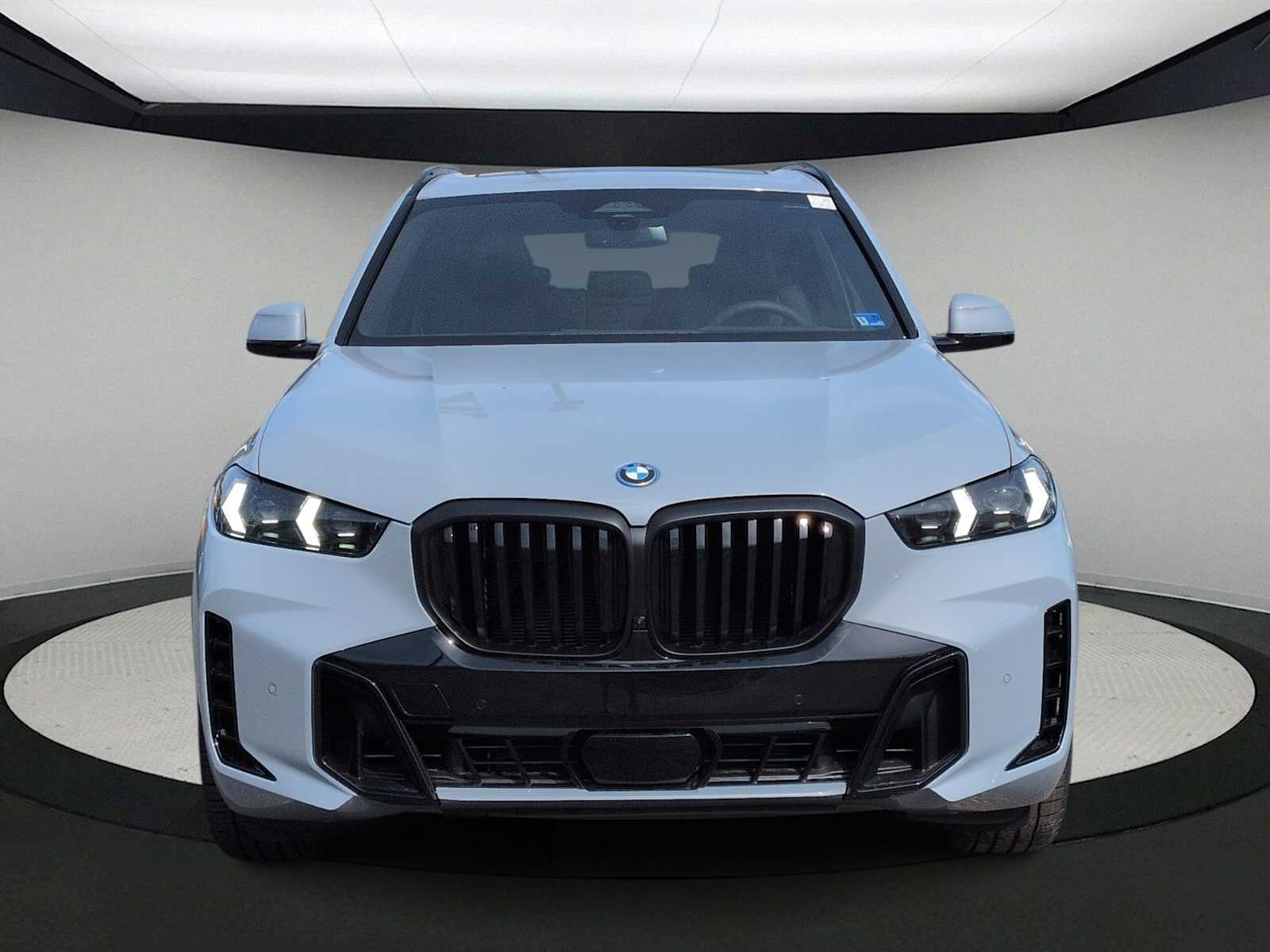 Thumbnail: 2026 BMW X5 - 3