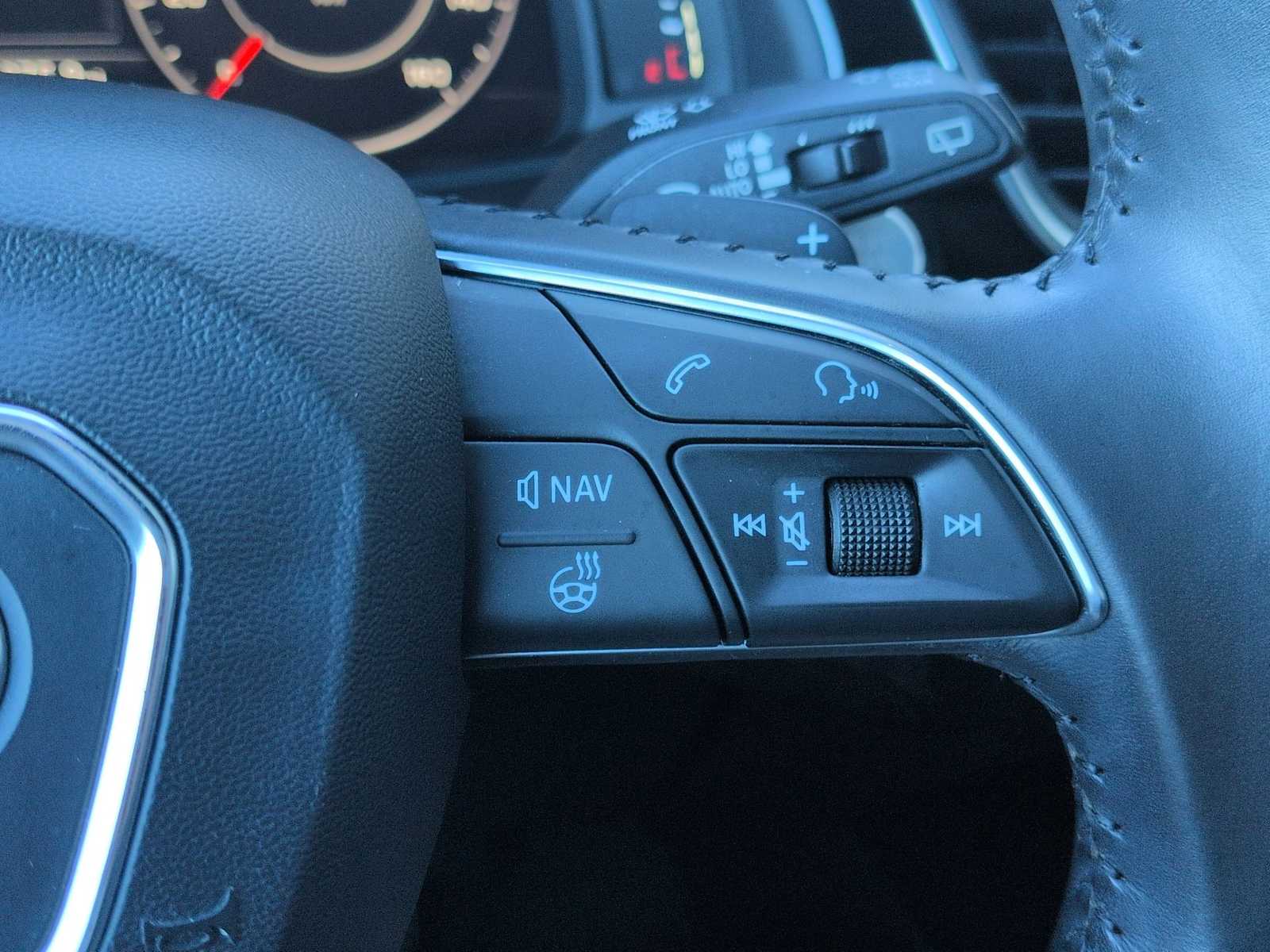 Thumbnail: 2017 Audi Q7 - 27