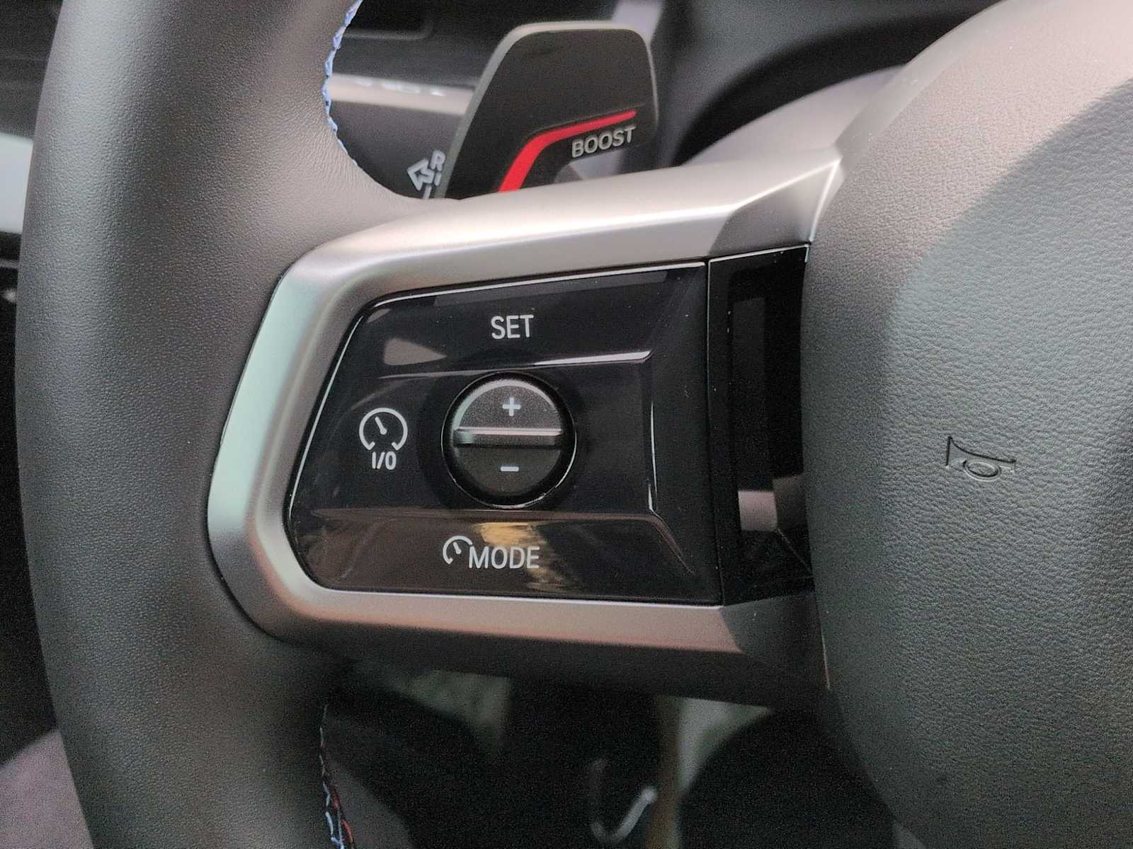 Thumbnail: 2025 BMW i5 - 25