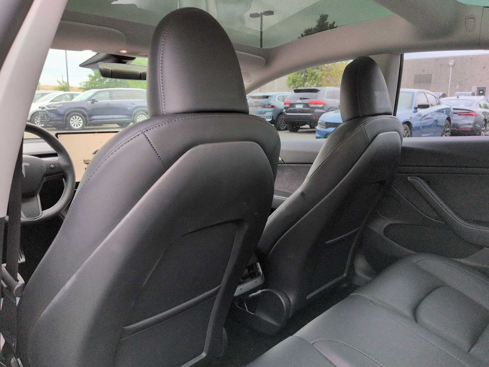 Thumbnail: 2023 Tesla Model 3 - 18