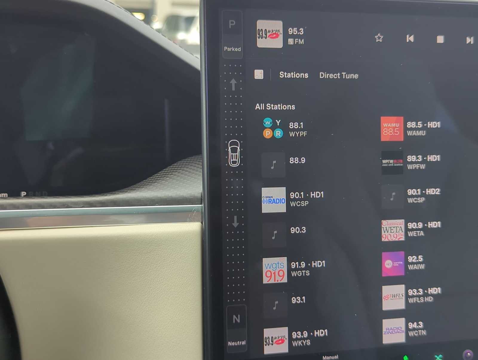 Thumbnail: 2023 Tesla Model X - 33