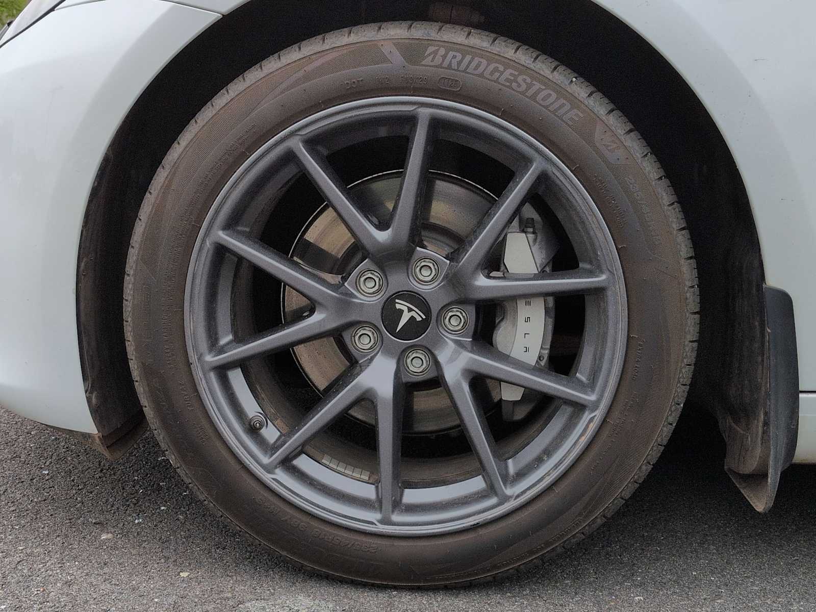Thumbnail: 2023 Tesla Model 3 - 14