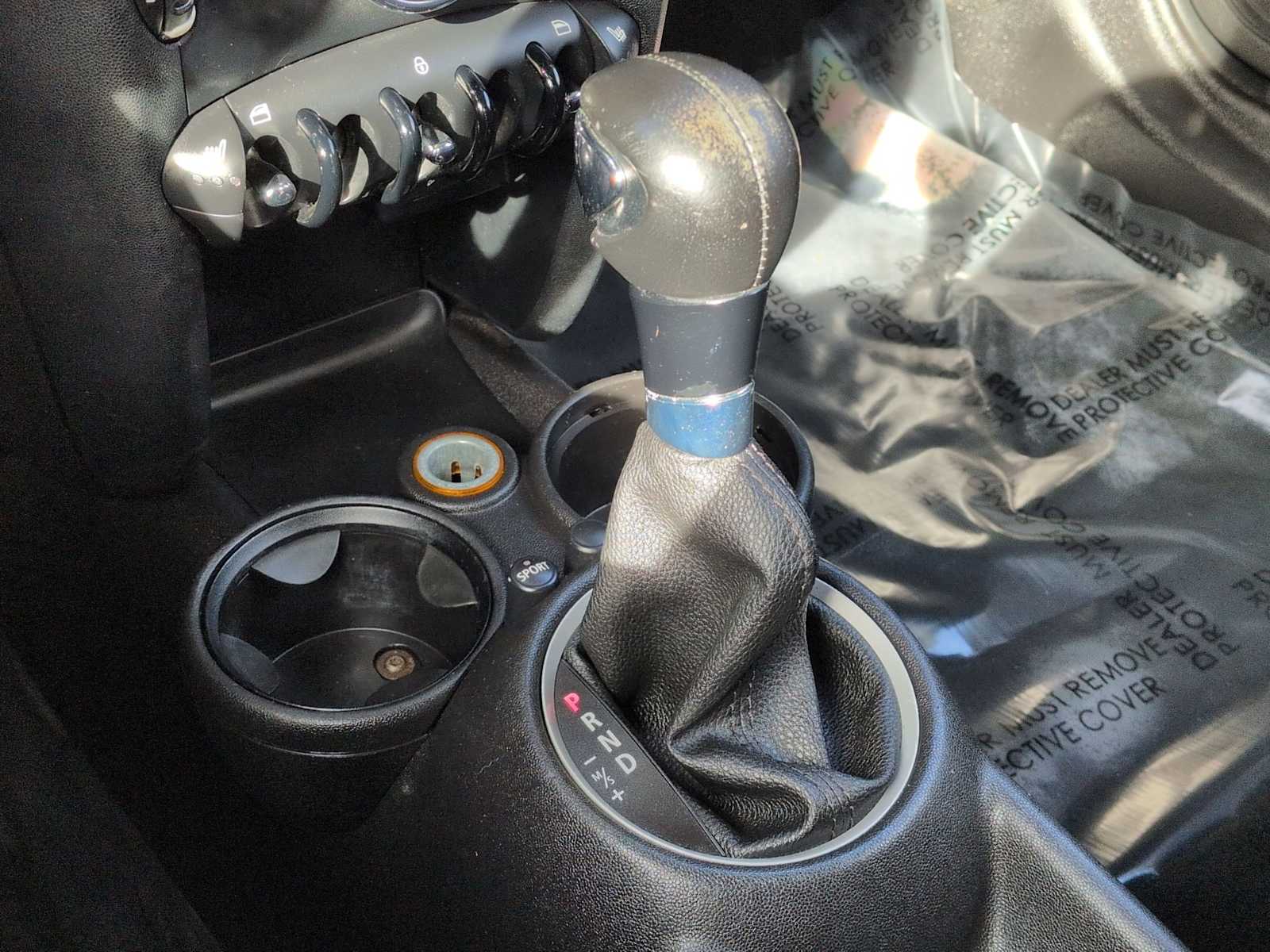 Thumbnail: 2011 MINI Cooper - 30