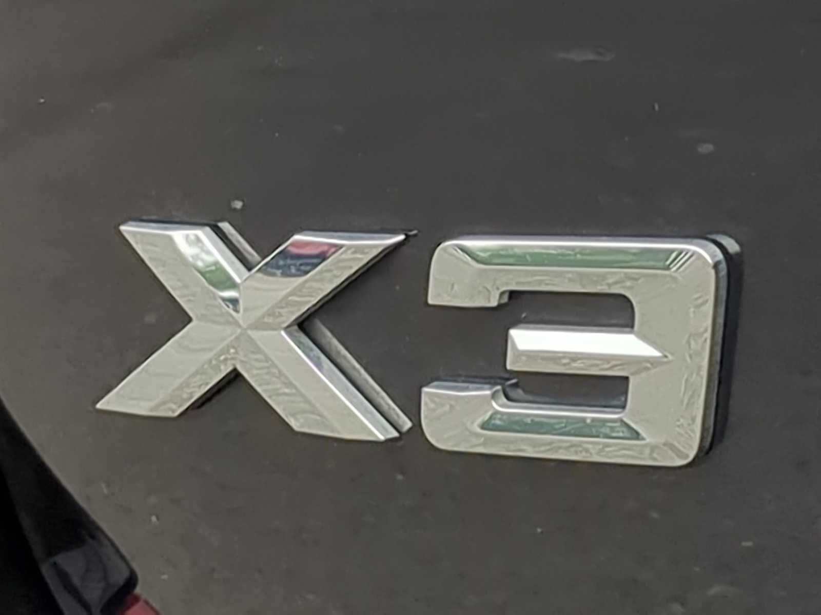 Thumbnail: 2021 BMW X3 - 13