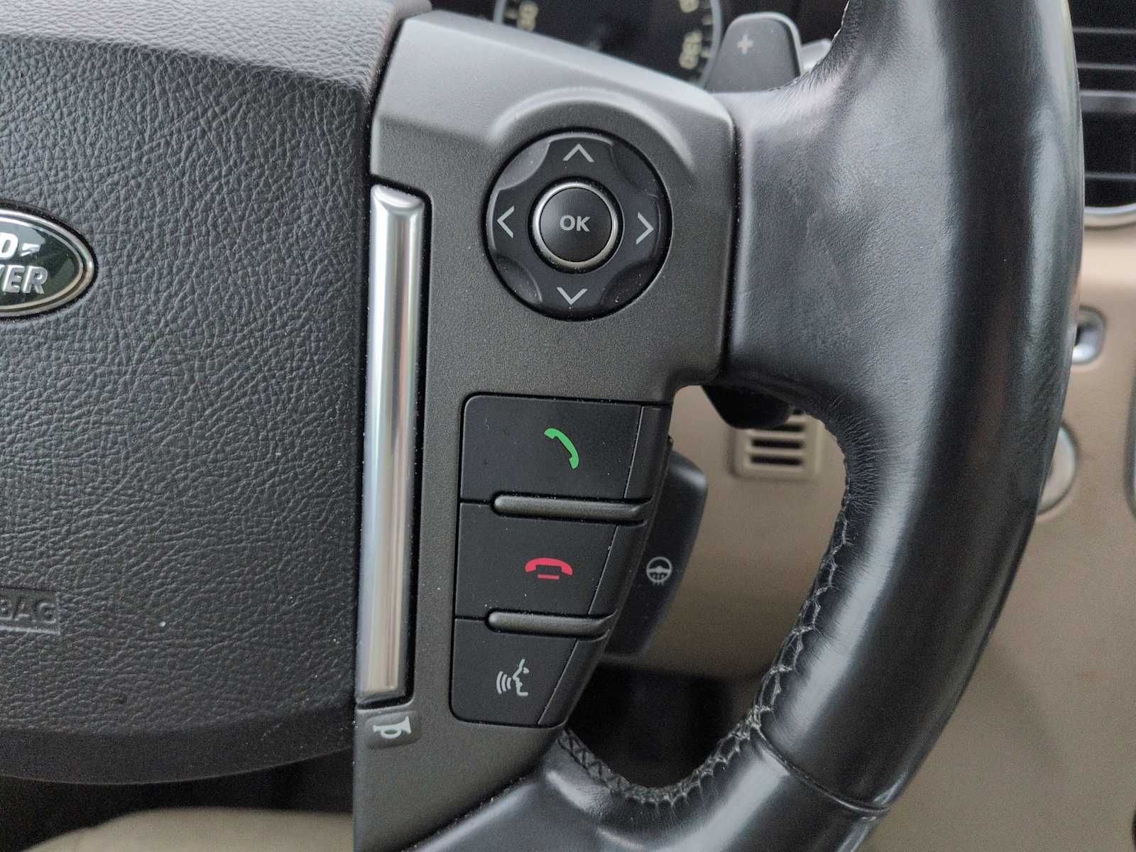 Thumbnail: 2014 Land Rover LR4 - 27