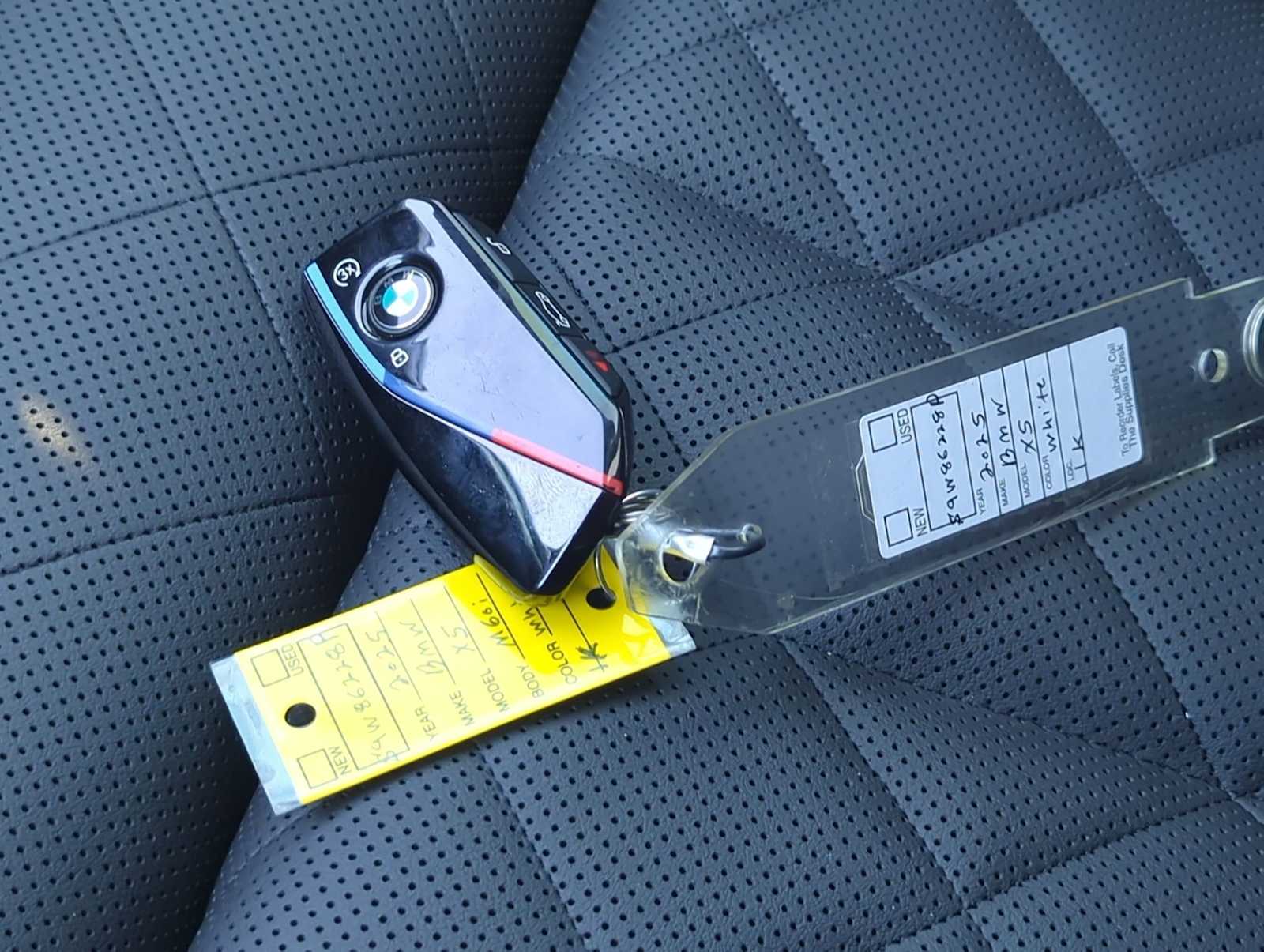 Thumbnail: 2025 BMW X5 - 36