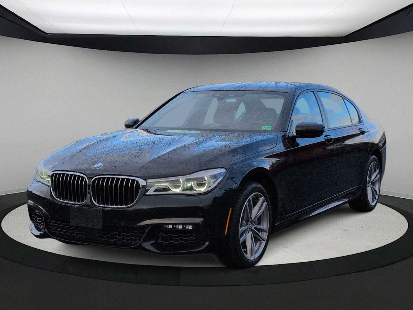 Thumbnail: 2016 BMW 7 Series - 4