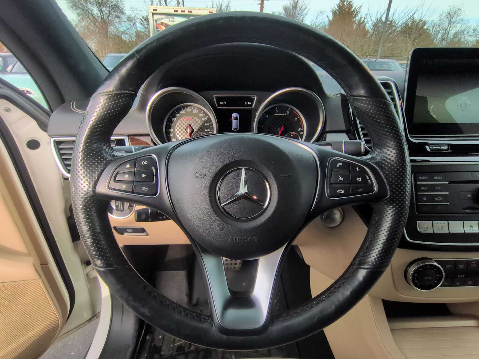 Thumbnail: 2018 Mercedes-Benz GLE - 24