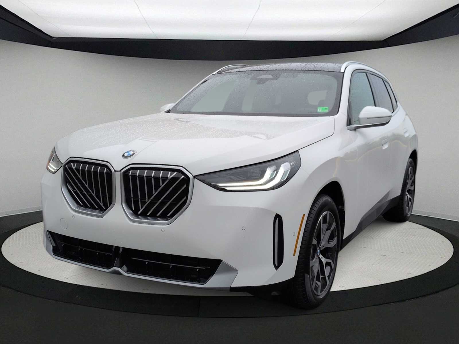 Thumbnail: 2026 BMW X3 - 4