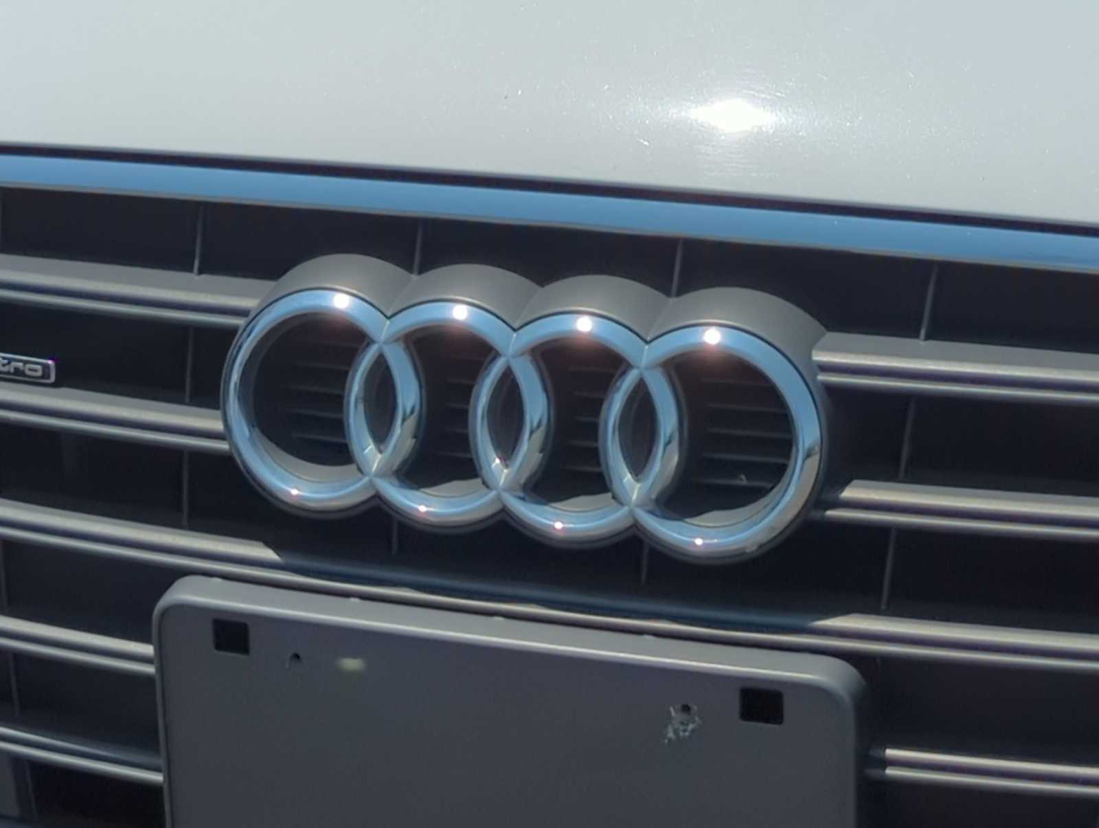 2015 Audi A3 e-tron Premium Plus 3