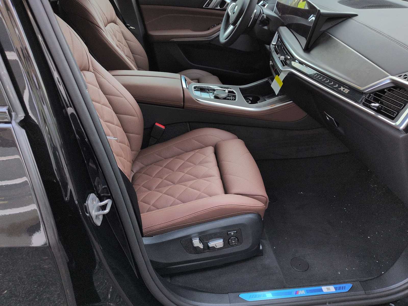 Thumbnail: 2026 BMW X5 - 22