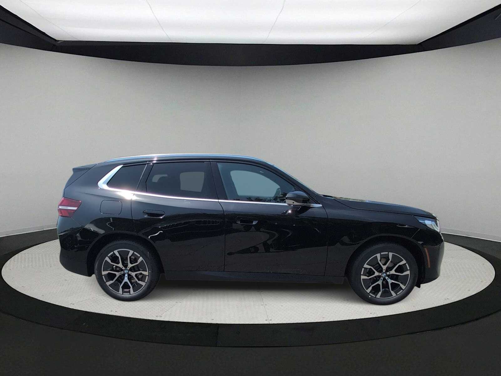 Thumbnail: 2026 BMW X3 - 9