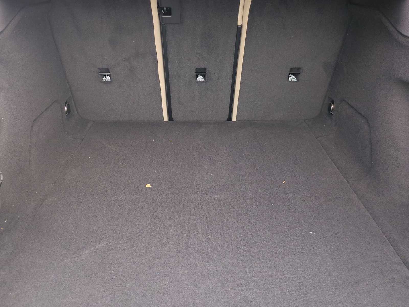 Thumbnail: 2025 BMW i4 - 35