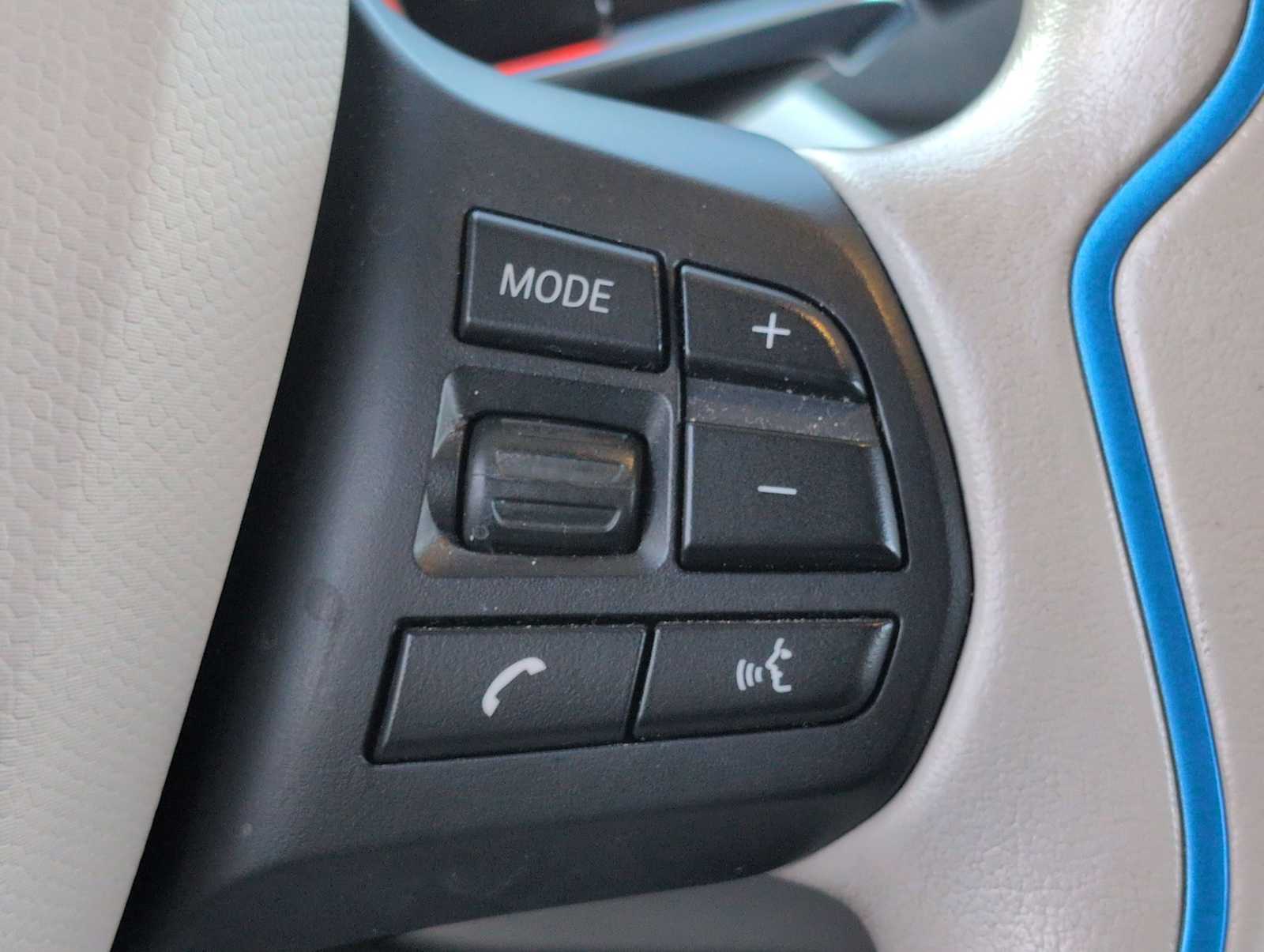 Thumbnail: 2015 BMW i3 - 23