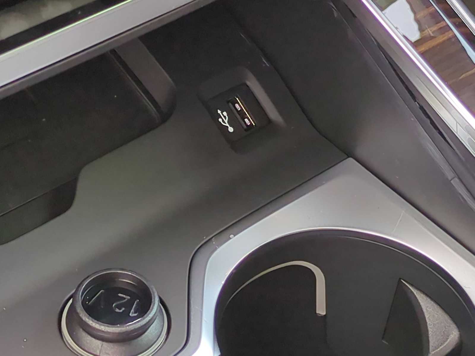 Thumbnail: 2026 BMW X7 - 33