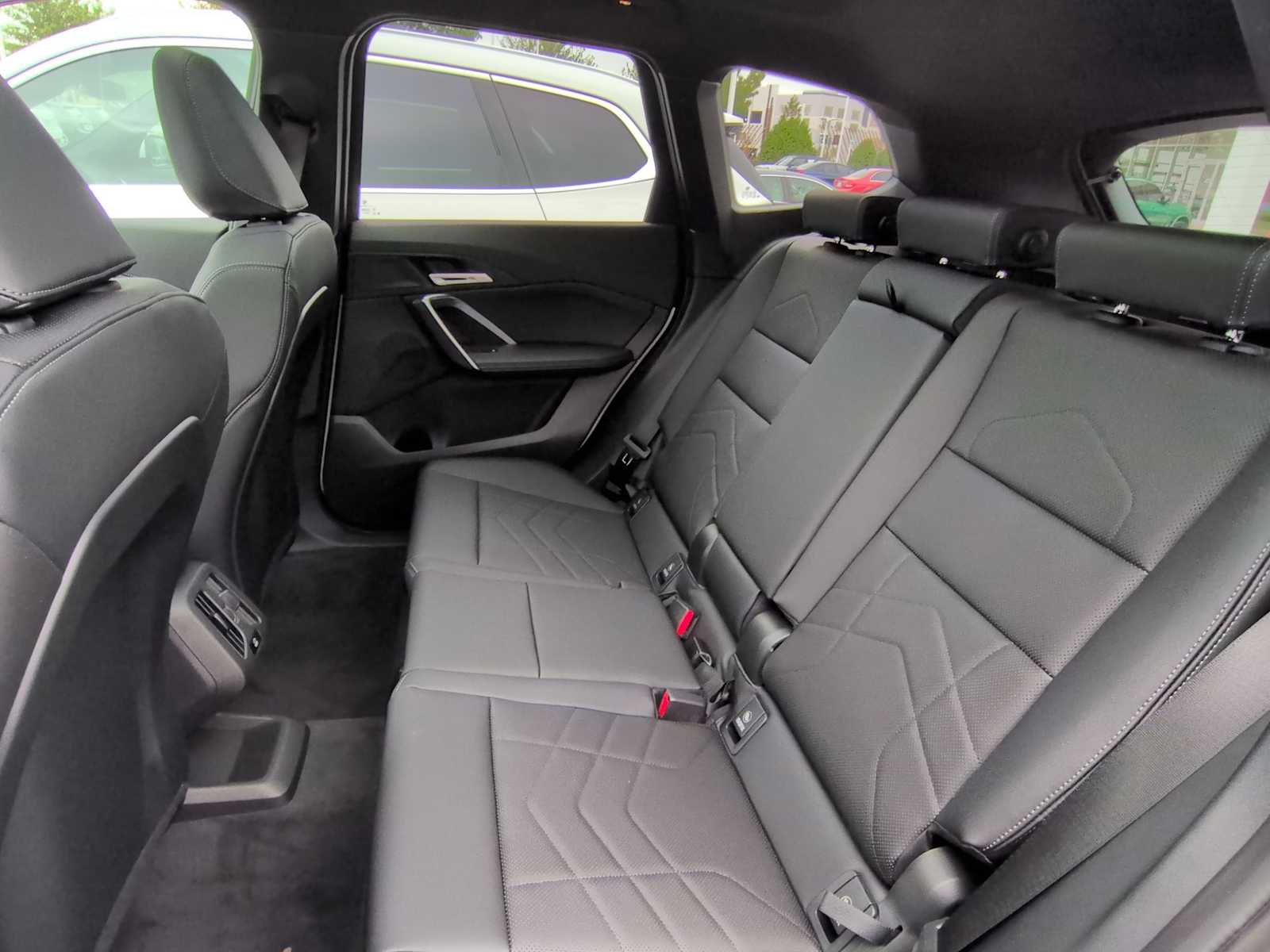 Thumbnail: 2026 BMW X1 - 21