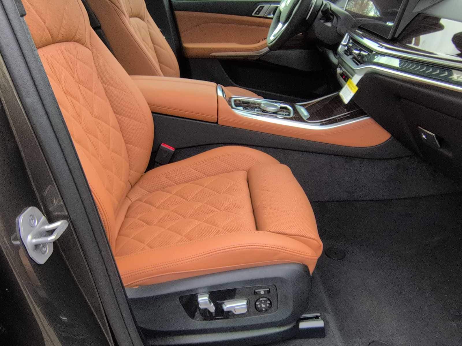 Thumbnail: 2026 BMW X5 - 24