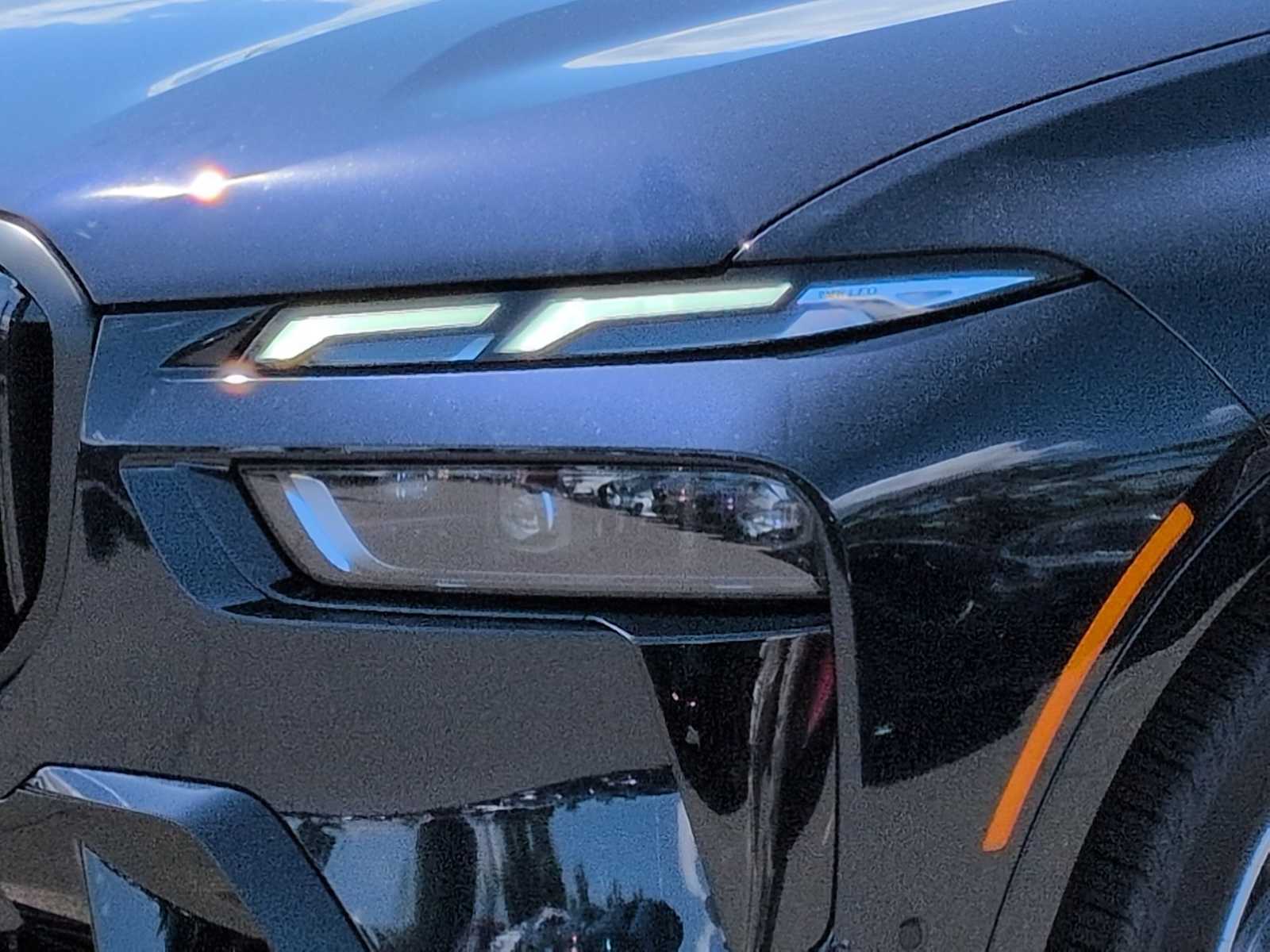 Thumbnail: 2027 BMW X7 - 11