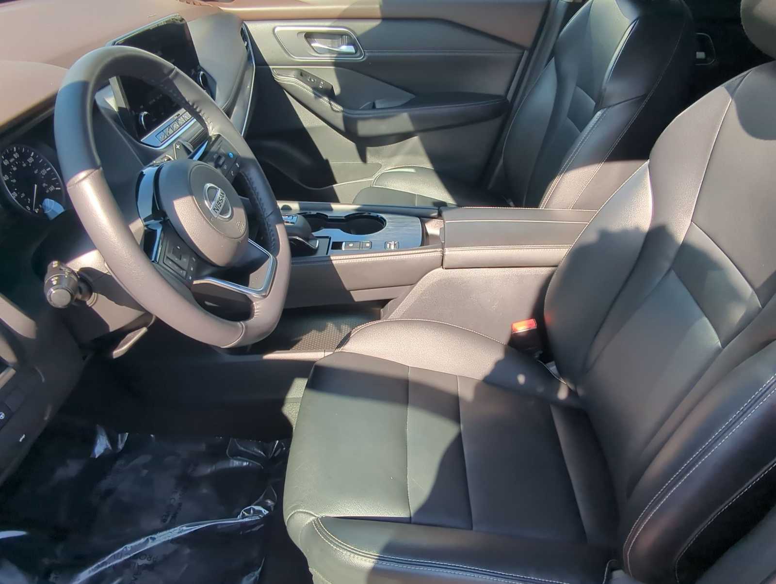 Thumbnail: 2021 Nissan Rogue - 10