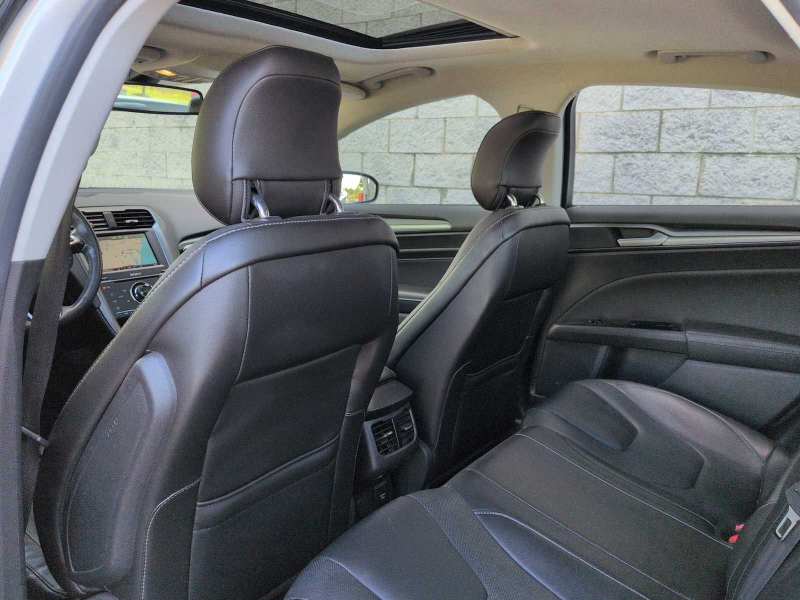 Thumbnail: 2014 Ford Fusion - 19