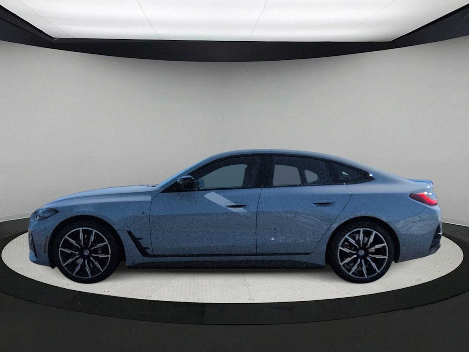 Thumbnail: 2023 BMW i4 - 5